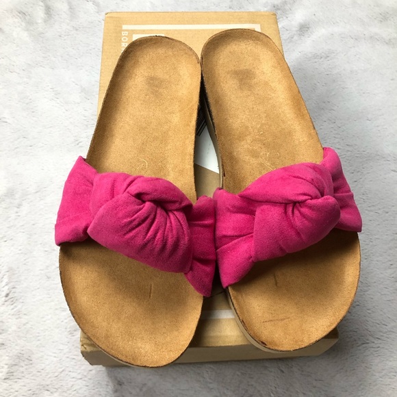 NWT Anthropologie 	BC FOOTWEAR REUNION KNOT SLIDE SANDALS - Picture 3 of 9